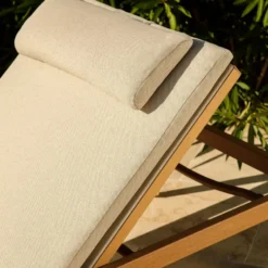 Bain de soleil coloris beige en aluminium Lotus - 200 x 67,5 x 32 cm