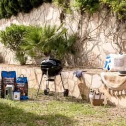 Barbecue charbon Kettle Premium coloris noir en acier Napoléon - 112 x 50 x 93 cm