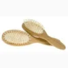 Brosse à cheveux coloris beige en bambou