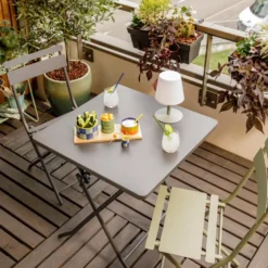 Chaise de jardin pliante Clivia en acier