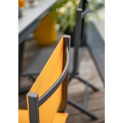 Chaise pliante en aluminium et toile textylène couleur jaune Max - 90 cm