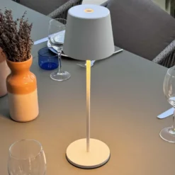 Lampe de table touch sans fil en aluminium blanc Kelly White - Ø 10 x H 38 cm