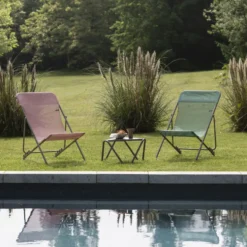 Maxi transat en tube acier et toile Batyline vert chlorophylle Lafuma - 62 x 83 x 94 cm