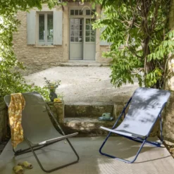 Maxi transat en tube acier et toile Batyline bleu indigo Lafuma Colorblock- 62 x 83 x 94 cm