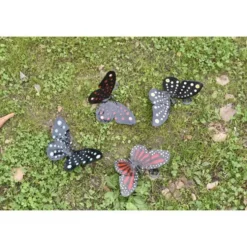 Papillon en métal recyclé peint Chouette & Co moyen modèle