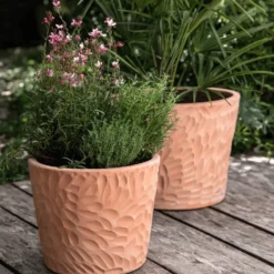 Pot cylindrique en terre cuite coloris beige Poterie du Bousquet Artisan - Ø 42 x H 37 cm