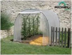 Serre de jardin en plastique transparente 6m² - 2 x 3 m