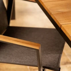 Table avec allonges Capucine coloris bois en aluminium et teck - 228/294 x 100 cm