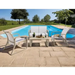 Table basse Quenza II coloris beige en aluminium - 90 x 60 x 41 cm