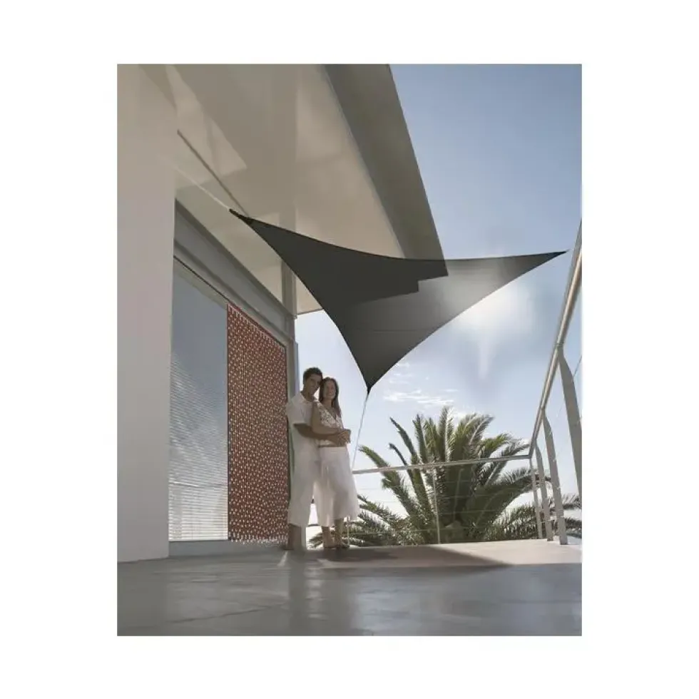 Voile d'ombrage triangulaire gris ardoise 3 x 3 m